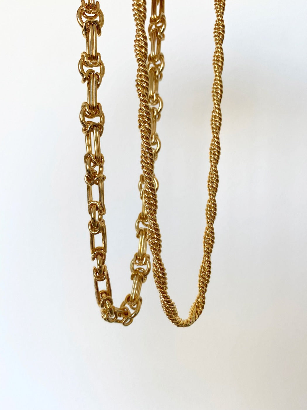 Rachel Mulherin gold twist 18" chain necklace for layering