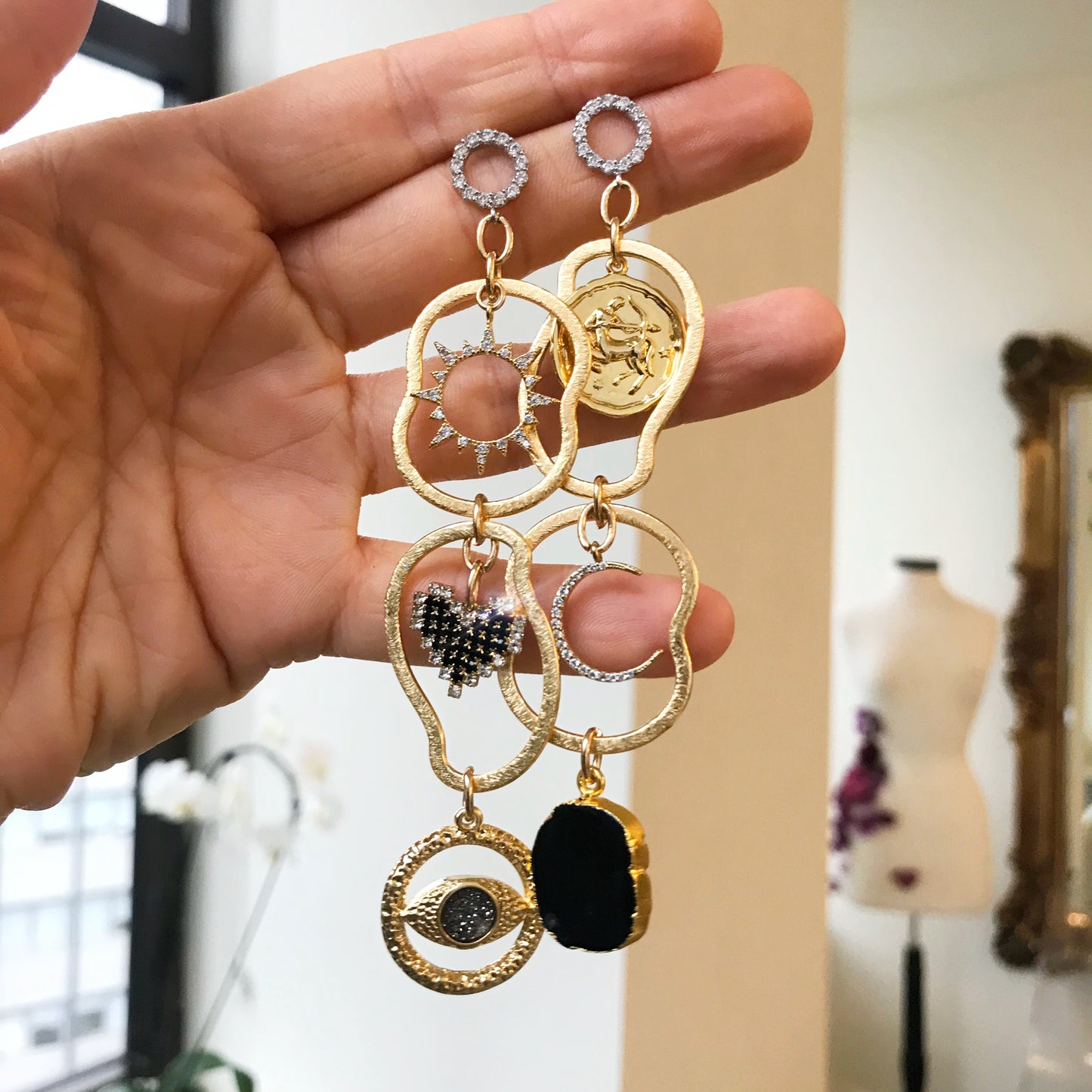 Zodiac Charm Earring - Black Onyx