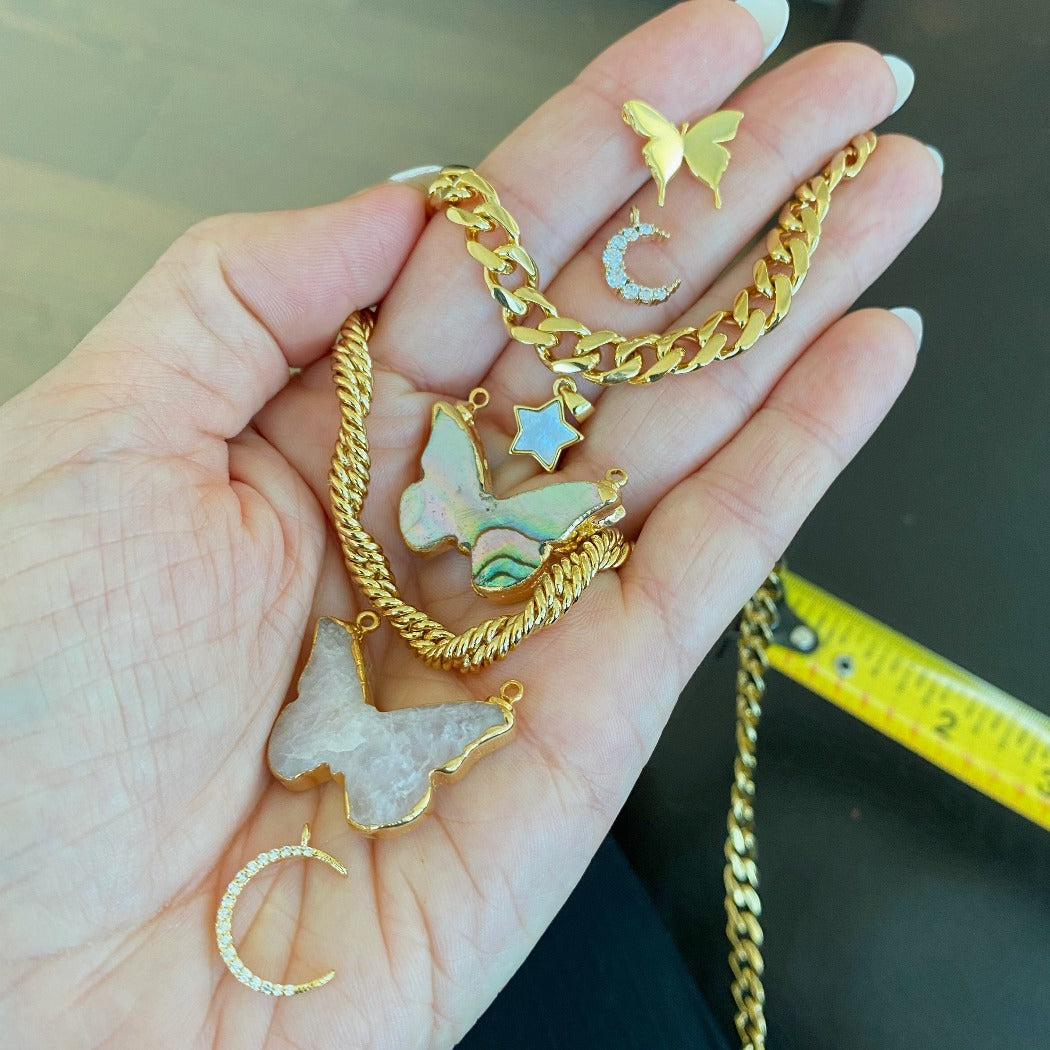 Rachel Mulherin gold twist 18" chain necklace for layering with other charm necklaces