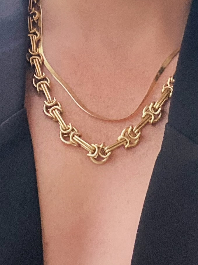 Rachel Mulherin thick gold Drew chain with gold Cassidy chain layered